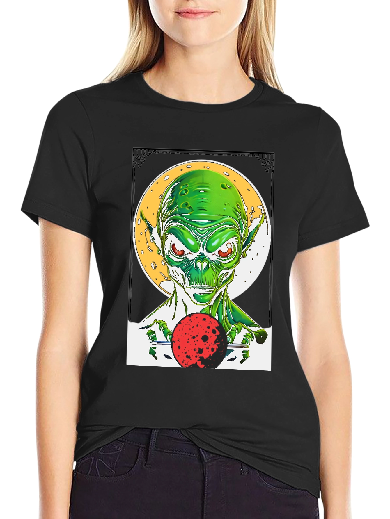 Alien Graphic Tee - Sci-Fi Style